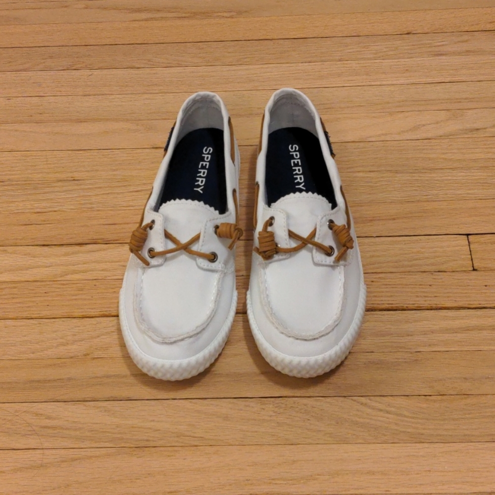 Sperry white canvas shoes